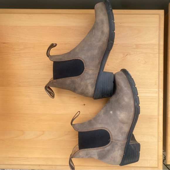 Blundstone women’s series 1677 heeled - Picture 4 of 6